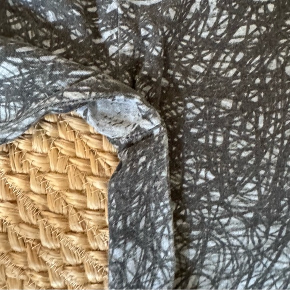 Paper Wings spider print long sleeve tee. Size 4. - Picture 2 of 6